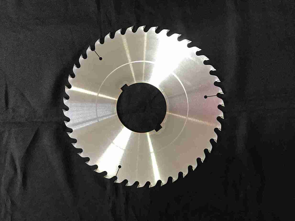 Serra Circular de Rasgo